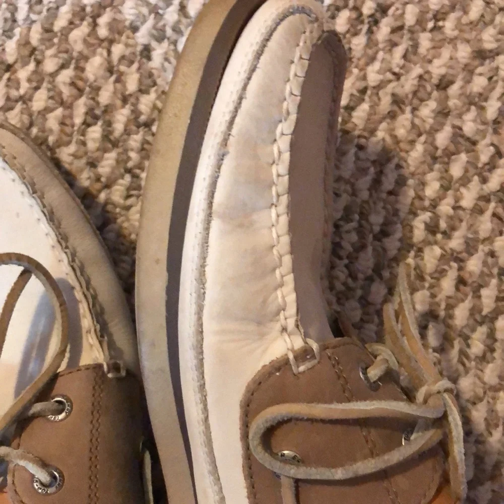 Sperry off white and tan leather Top Siders